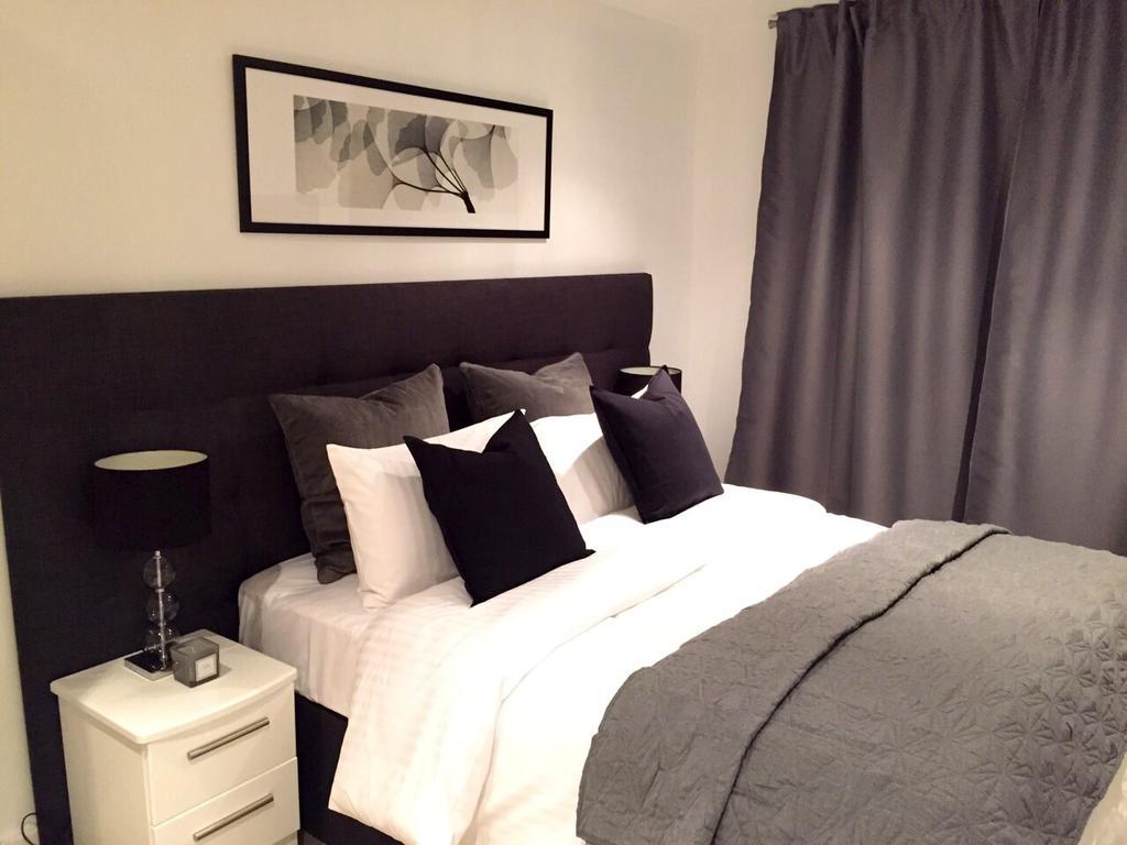 Stratford City- Edge Apartments Londen Kamer foto