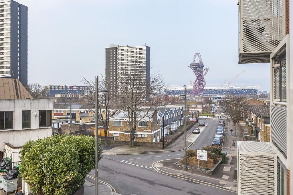 Stratford City- Edge Apartments Londen Buitenkant foto